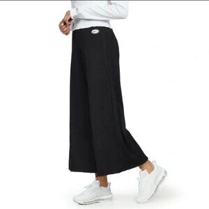 Nike Women's Wide Leg Ribbed Dri Fit Stretch Cropped Pant Size Small Activewear